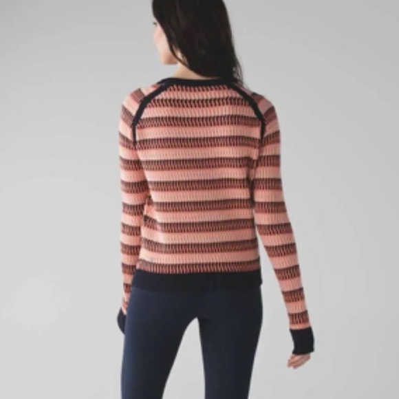 Lululemon women’s Devi CrewNeck knit pullover sweater - Naval blue/plum peach - Picture 7 of 10